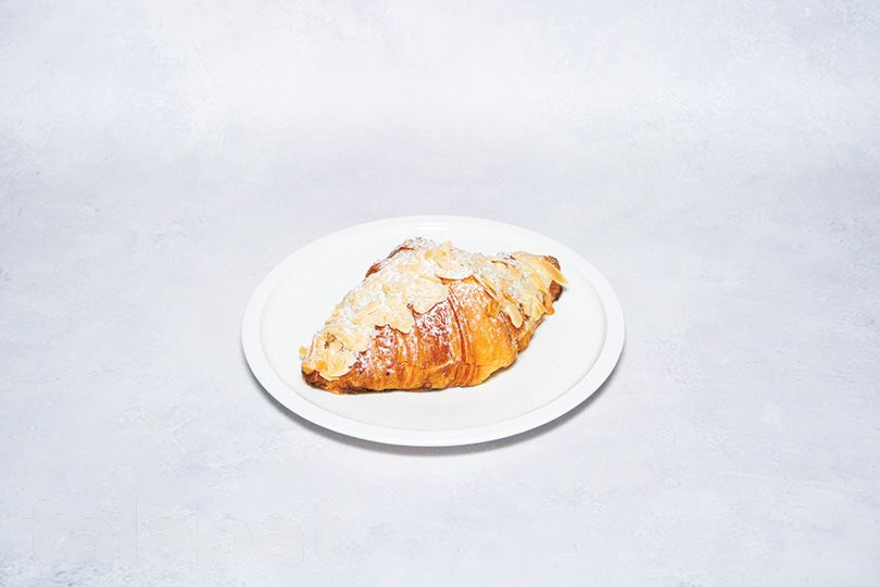 Croissant Almond 