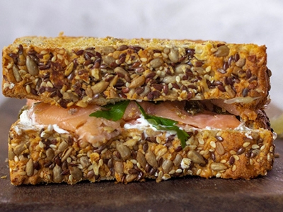 Smoked Salmon &
Cream Cheese