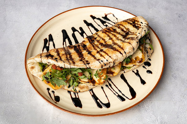 Halloumi Panuozzo